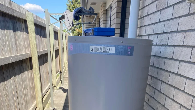 hot water system replacement unit in Brisbane West